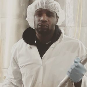 Meet your Posher, Gregory